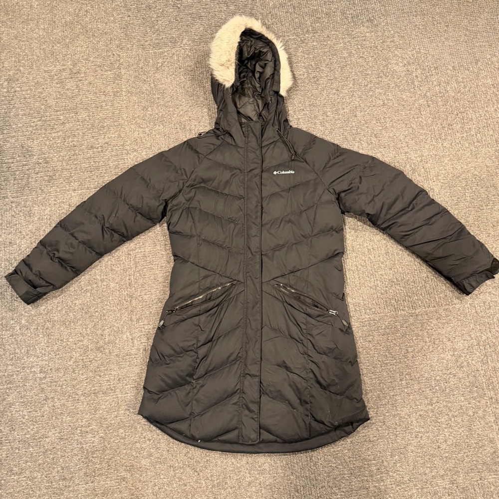 Columbia Black Quilted Hooded Jacket with Omni heat size large 12/14
